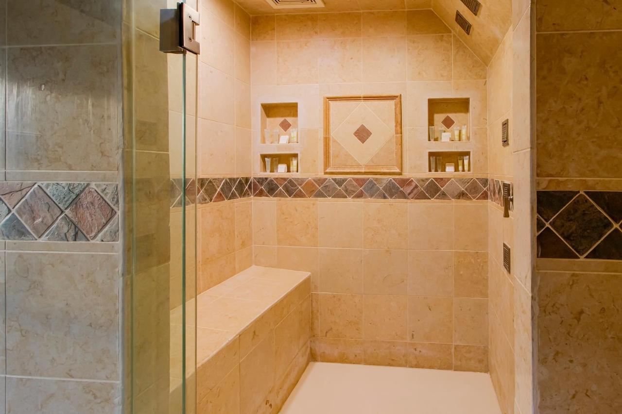 Oyo Pinewood Inn & Suites Silsbee 외부 사진